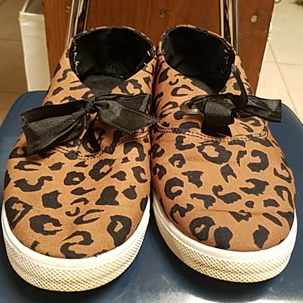 Loly in the Sky Leopard Print Sneakers